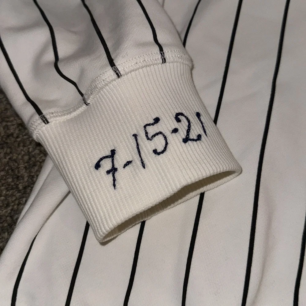 Custom Wilson Striped Chicago U.S.A. Sweatshirt - Picture 2 of 4
